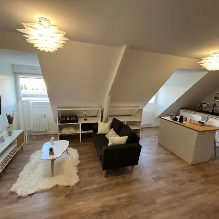 Scandinave - Hyper Centre * Lorient